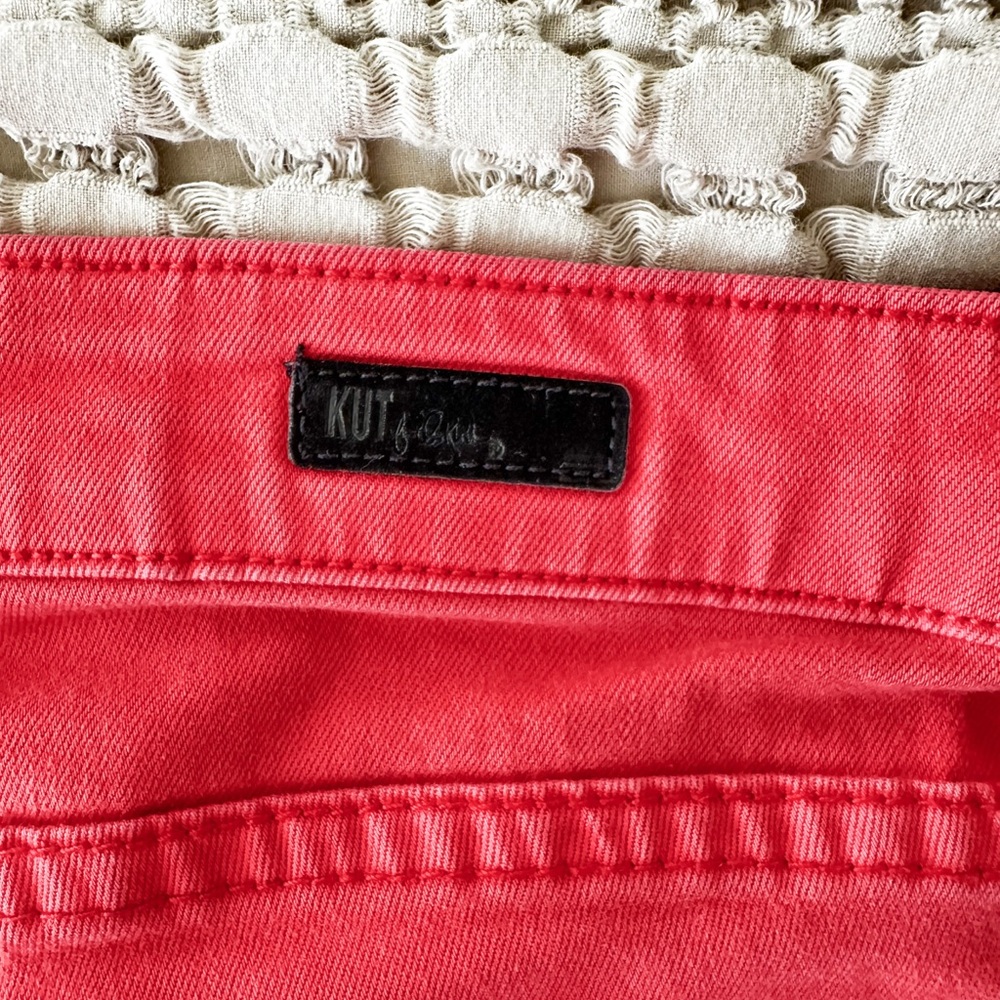 Kut from the Kloth Red Low-rise Bermuda Shorts size 0 - Picture 5 of 5